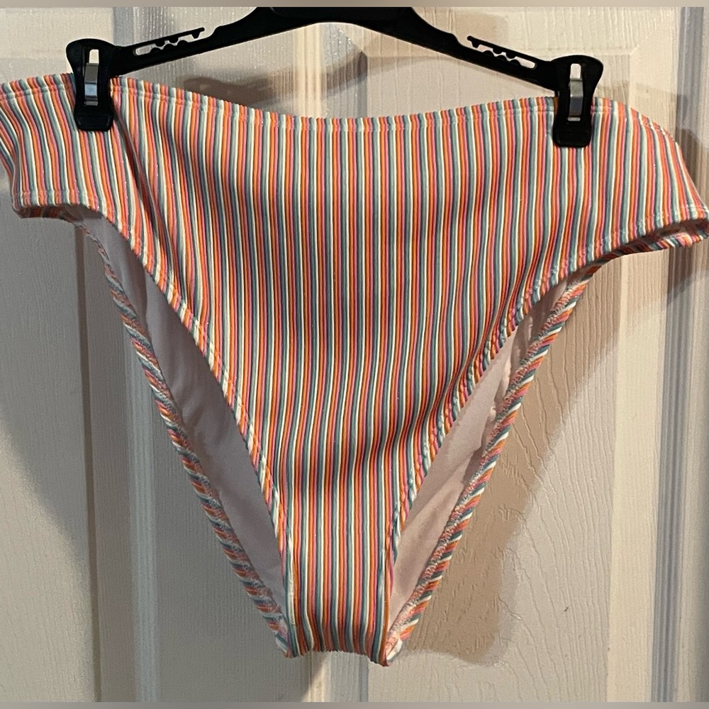 No Boundaries Women’s Colorful Striped High-Waisted Bikini Bottom! NWT! Size XL!